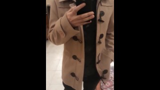 Elegant dressed I masturbate in the meeting room before a meeting