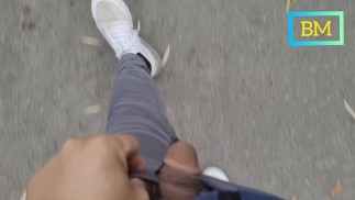 PINOY STUDENT NILABAS ANG BURAT HABANG NAGLALAKAD