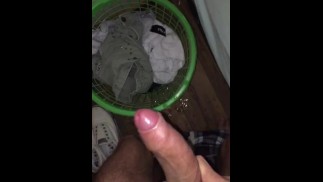 HUGE CUM SHOT . MASSIVE LOAD . NUTT ALL OVER . 10 ropes of CUM. Me CUMMING. Suck me off?