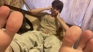paid, guy feet part three, ran out of space on the phone