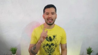 Gifted perfume salesman penetrates with his 20cm a priest man who gave him a massage! Sex story