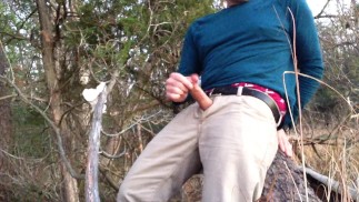 Public jerking off near the hiking trail, sagging in my AE boxers, verbal masturbation and cumming
