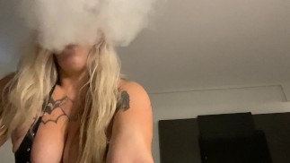 Blowing clouds  ☁️ with spun bad girl Chanel Lynx