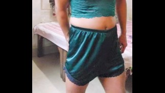 Being Feminized before going to work so i can get fuck while being sissy crossdresser
