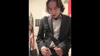 Amateur Twink jerks off in church closet