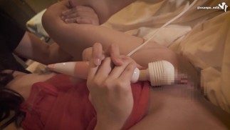 Insertion of a foreign object! - I'm teaching her sex so much that she convulses, but she doesn't understand. - She thinks she's a fool for the strong pleasure ...? (Japan, masturbation, individual photography)