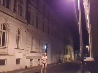 Walking Fully Naked far from Clothes in the City and Cumming
