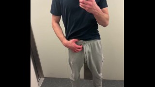 Quick flash in the elevator