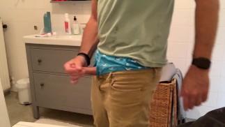 Verbal masturbation with ball - cock ring, sagging, jerk-off and cum. Hollister wanker